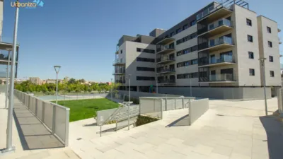 Ático en alquiler en Avenida de Adolfo Díaz Ambrona, 3, San Fernando-Estación (Badajoz Capital) de 2.100 €<span>/mes</span>