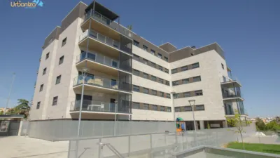 Ático en alquiler en Avenida de Adolfo Díaz Ambrona, 3, San Fernando-Estación (Badajoz Capital) de 2.100 €<span>/mes</span>