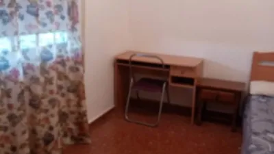 Piso en alquiler en Calle de Tomás Romero de Castilla, Huerta Rosales-Valdepasillas (Badajoz Capital) de 1.250 €<span>/mes</span>