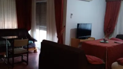 Piso en alquiler en Calle de Tomás Romero de Castilla, Huerta Rosales-Valdepasillas (Badajoz Capital) de 1.250 €<span>/mes</span>