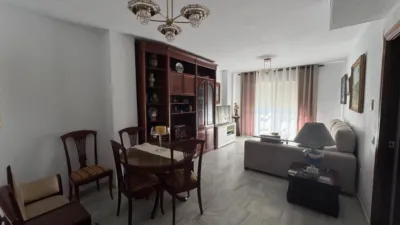 Piso en alquiler en Calle del Museo, 9, Pardaleras (Badajoz Capital) de 725 €<span>/mes</span>