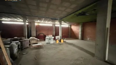 Local comercial en venta en Avenida de Elvas - Más