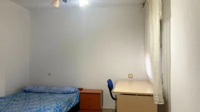 Piso en alquiler en Calle de Antonio Pesini, Huerta Rosales-Valdepasillas (Badajoz Capital) de 675 €<span>/mes</span>