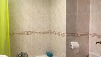Piso en alquiler en Calle de Antonio Pesini, Huerta Rosales-Valdepasillas (Badajoz Capital) de 675 €<span>/mes</span>