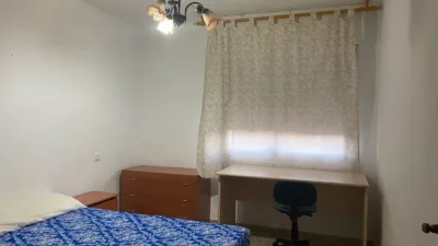 Piso en alquiler en Calle de Antonio Pesini, Huerta Rosales-Valdepasillas (Badajoz Capital) de 675 €<span>/mes</span>