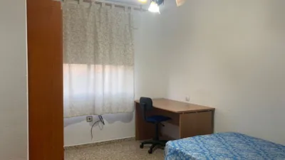 Piso en alquiler en Calle de Antonio Pesini, Huerta Rosales-Valdepasillas (Badajoz Capital) de 675 €<span>/mes</span>