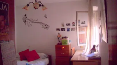 Piso en alquiler en Calle de Antonio Pesini, Huerta Rosales-Valdepasillas (Badajoz Capital) de 675 €<span>/mes</span>