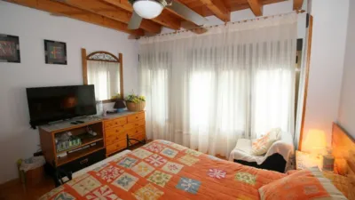 Chalet en venta en Calle de la Iglesia, 1, Arenas de San Pedro de 125.000 €