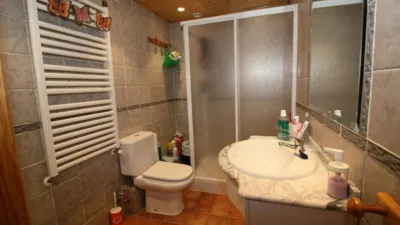 Chalet en venta en Calle de la Iglesia, 1, Arenas de San Pedro de 125.000 €