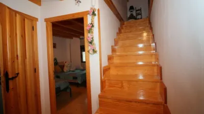 Chalet en venta en Calle de la Iglesia, 1, Arenas de San Pedro de 125.000 €