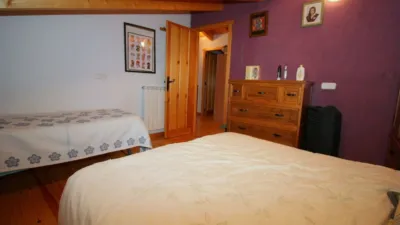 Chalet en venta en Calle de la Iglesia, 1, Arenas de San Pedro de 125.000 €