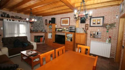Chalet en venta en Calle de la Iglesia, 1, Arenas de San Pedro de 125.000 €
