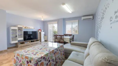 Detached House in the Metropolitan Area photo 13