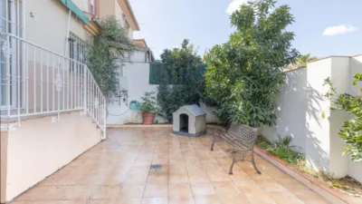 Detached House in the Metropolitan Area photo 49