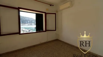 Apartment on Carrer de Santa Apolonia photo 15