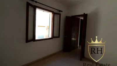 Apartment on Carrer de Santa Apolonia photo 16