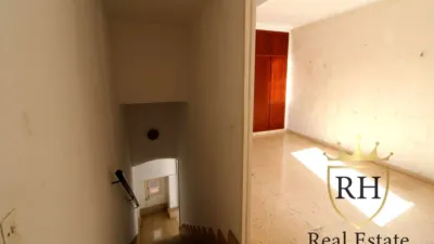 Apartment on Carrer de Santa Apolonia photo 28