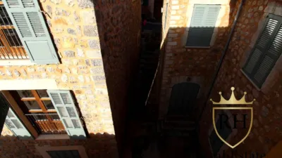 Apartment on Carrer de Santa Apolonia photo 29