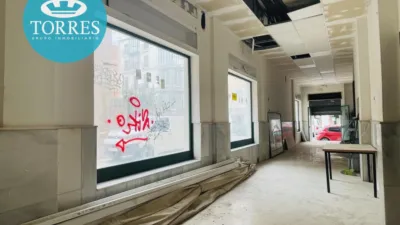 Local comercial en alquiler en Calle de la Serna, Perchel Sur-Plaza de Toros Vieja (Distrito Centro. Málaga Capital) de 3.000 €<span>/mes</span>
