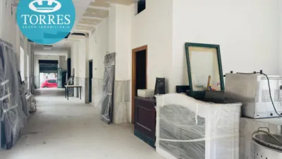 Local comercial en alquiler en Calle de la Serna, Perchel Sur-Plaza de Toros Vieja (Distrito Centro. Málaga Capital) de 3.000 €<span>/mes</span>