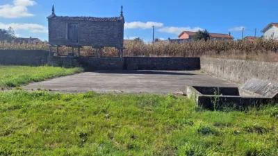 Casa rústica en venta en A Pena - Vista 2