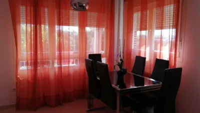 Chalet en venta en Calle de Serna, El Astillero de 450.000 €