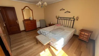 Flat on Calle de Amalloa photo 23