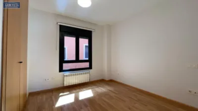 Piso en alquiler en Las Cañas, Aguas Vivas-Las Lomas-Alamín (Guadalajara Capital) de 1.100 €<span>/mes</span>