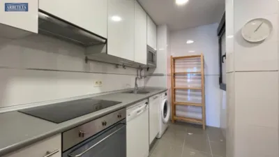 Piso en alquiler en Las Cañas, Aguas Vivas-Las Lomas-Alamín (Guadalajara Capital) de 1.100 €<span>/mes</span>