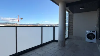 Piso en alquiler en Las Cañas, Aguas Vivas-Las Lomas-Alamín (Guadalajara Capital) de 1.300 €<span>/mes</span>