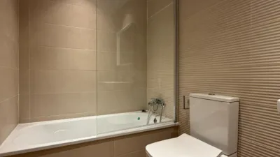 Piso en alquiler en Las Cañas, Aguas Vivas-Las Lomas-Alamín (Guadalajara Capital) de 1.300 €<span>/mes</span>