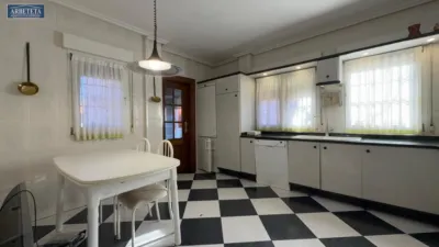 Chalet on Calle Ferial photo 18