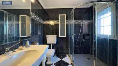 Chalet on Calle Ferial photo 32