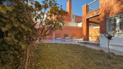 Chalet on Calle Ferial photo 5