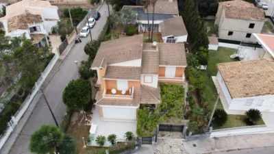 Chalet in Can Picafort photo 2