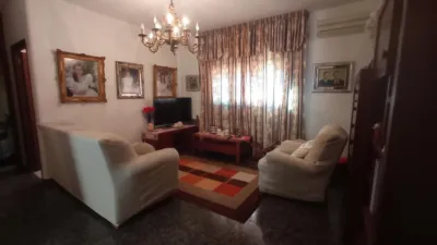 Chalet on Calle de Manzanares photo 3