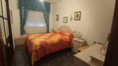 Chalet on Calle de Manzanares photo 8