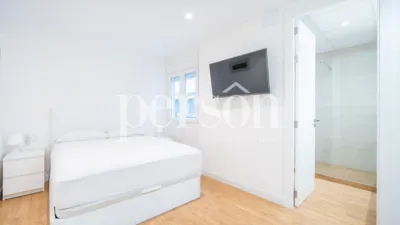 Piso en alquiler en Russafa, Montolivet (Distrito Quatre Carreres. València Capital) de 2.500 €<span>/mes</span>
