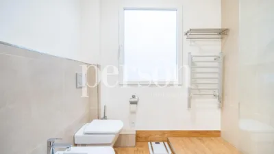 Piso en alquiler en Russafa, Montolivet (Distrito Quatre Carreres. València Capital) de 2.500 €<span>/mes</span>