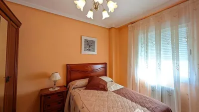 Duplex on Paseo de la Virgen de Linarejos photo 16