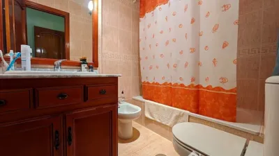 Duplex on Paseo de la Virgen de Linarejos photo 24