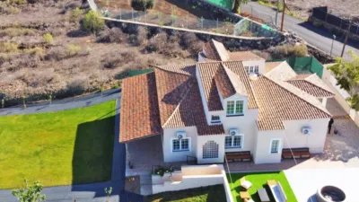 Chalet en venta en Buzanada, Buzanada-Valle de San Lorenzo-Cabo Blanco (Arona) de 880.000 €