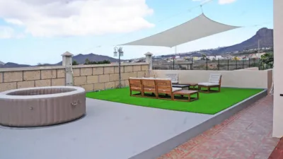 Chalet en venta en Buzanada, Buzanada-Valle de San Lorenzo-Cabo Blanco (Arona) de 880.000 €