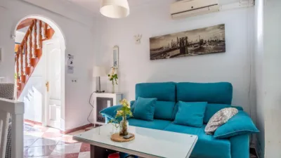 Casa adosada en venta en Barrio Alto, Barrio Alto (San Juan de Aznalfarache) de 90.000 €