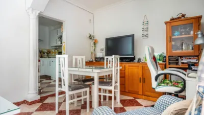 Casa adosada en venta en Barrio Alto, Barrio Alto (San Juan de Aznalfarache) de 90.000 €