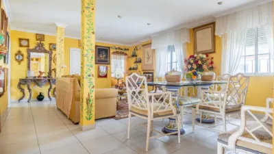 Chalet en venta en Las Almenas, Las Almenas (Tomares) de 419.900 €