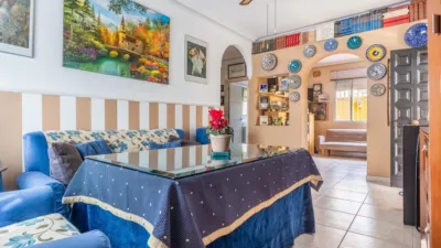 Chalet en venta en Las Almenas, Las Almenas (Tomares) de 419.900 €