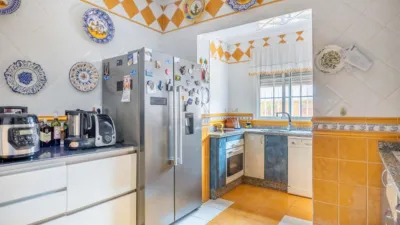 Chalet en venta en Las Almenas, Las Almenas (Tomares) de 419.900 €