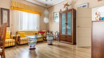 Chalet en venta en Las Almenas, Las Almenas (Tomares) de 419.900 €