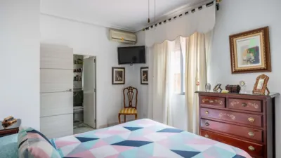 Chalet en venta en Las Almenas, Las Almenas (Tomares) de 419.900 €